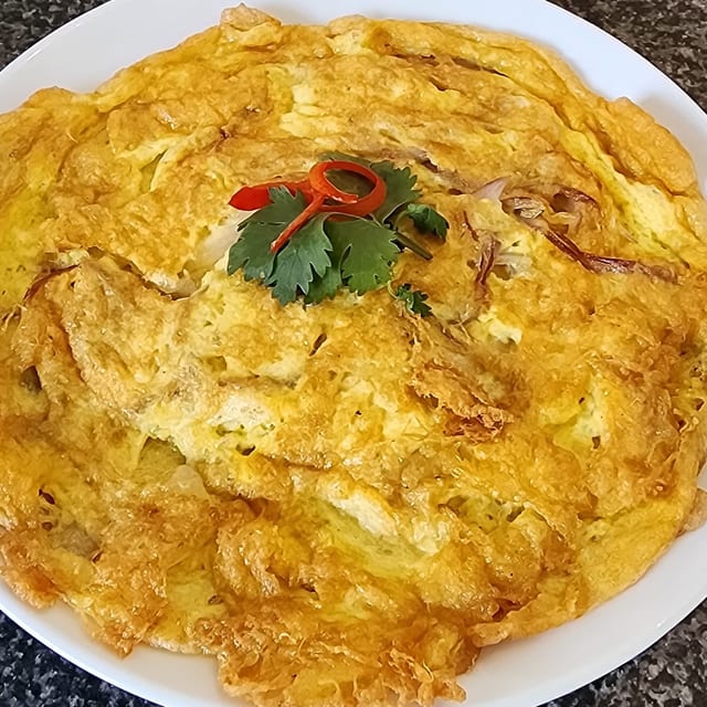 Thai Omelette w/Ground PK.