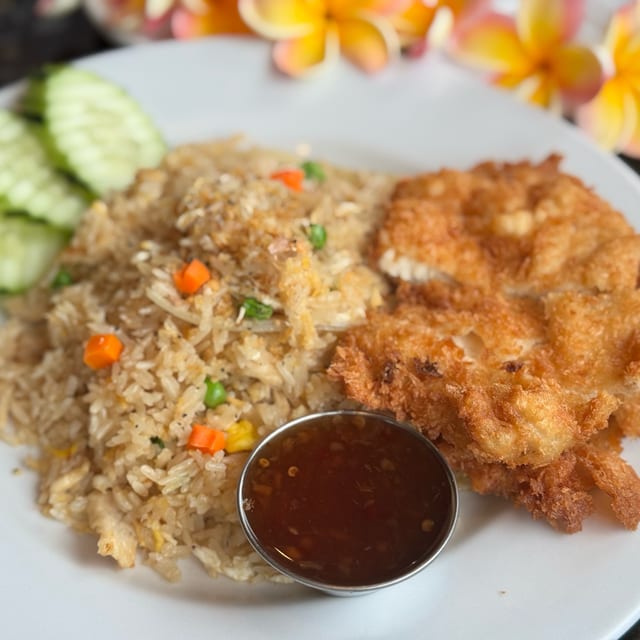 Mason's Regular (Fried Rice: no peas, no carrots) Add CH Katsu w/sauce on side.