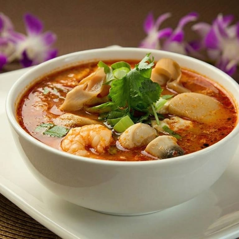 Authentic Thai Noodle Restaurant: Delicious Noodles & More